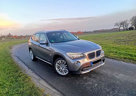 BMW X1 sDrive18i mit AHK