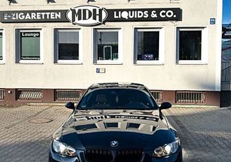 BMW 320i Coupé -