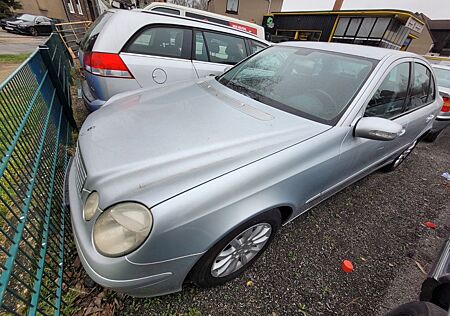 Mercedes-Benz E 200 E -Klasse Lim. Kompressor