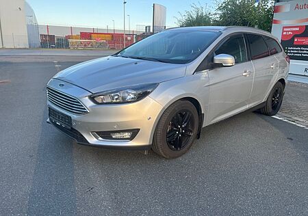 Ford Focus Turnier Titanium
