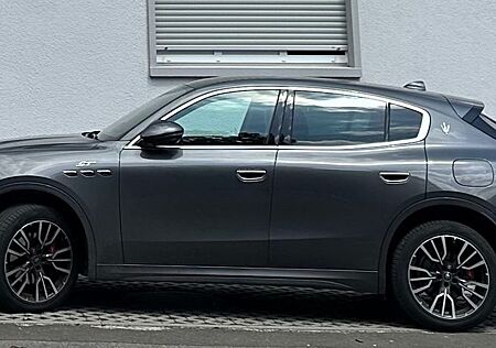 Maserati Grecale 2.0 GT Auto 4WD GT mit Allwetter-Reifen