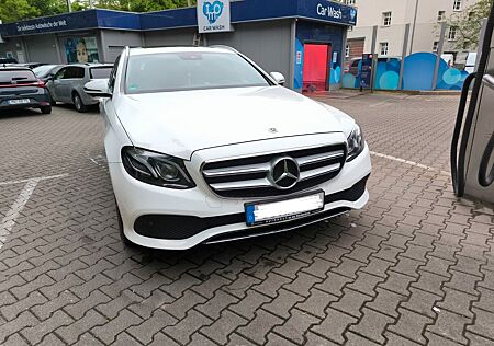 Mercedes-Benz E 350 d 4MATIC T Autom. -