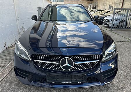 Mercedes-Benz C 300 T de AMG/Panorama/Widescreen/Multibeam LED