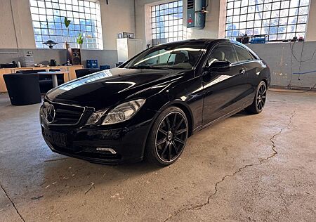 Mercedes-Benz E 350 E Coupe