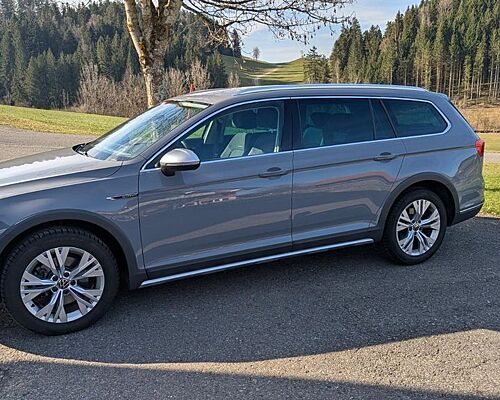 Volkswagen Passat Alltrack 2.0 TDI  DSG AHK -Neu Inspekt
