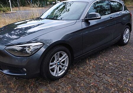 BMW 116 Baureihe 1 Lim. 3-trg. i