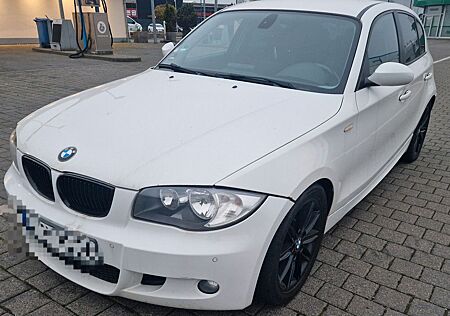 BMW 118d / M Paket/ Automatik/PDC/Sitzheizung