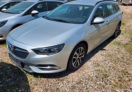 Opel Insignia .1.6.CDTI.Sports Tourer.BI-Xenon.PDC.AHK
