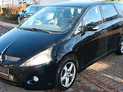 Mitsubishi Grandis 2.0 DI-D Intense 6-Sitzer