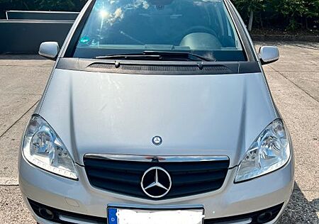 Mercedes-Benz A 160 CDI BlueEFFICIENCY -