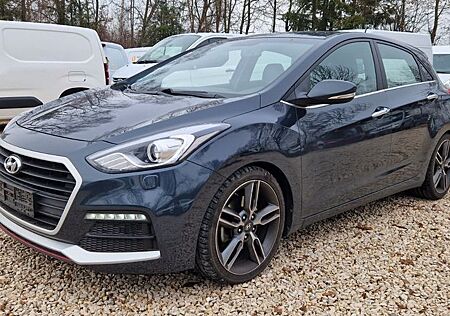 Hyundai i30 1.6 Turbo - 186 PS*Bi-Xenon*NAVI*PDC*EURO-6*