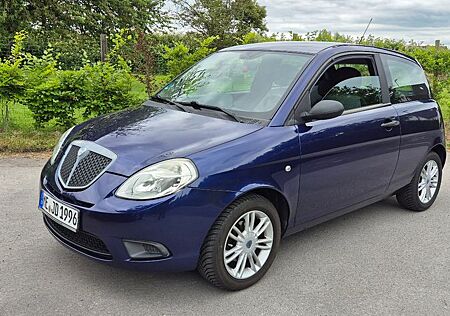 Lancia Ypsilon 1.4 8v Argento Argento Klima