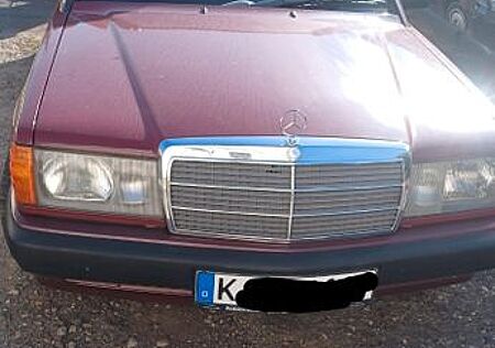 Mercedes-Benz 190 E