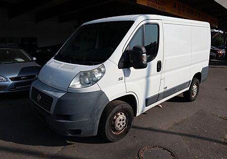 Fiat Ducato Kasten 30 100 2,3t Anhängelast