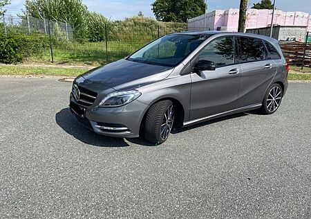 Mercedes-Benz B 200 CDI -Night Paket, Navi, Xenon, Totenwinkel