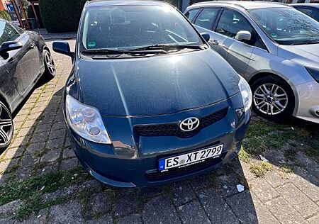 Toyota Auris 1.4 VVT-i -