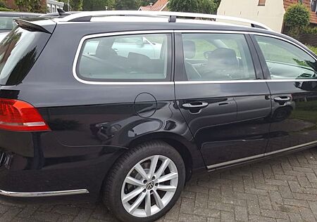 VW Passat Variant Volkswagen 2.0 TDI 4MOTION Highline BMT ...