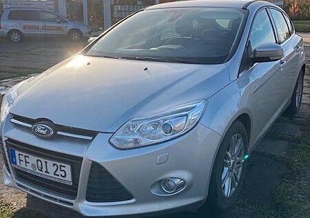 Ford Focus 1,0 EcoBoost Trend bis 31.10.inck Allwette