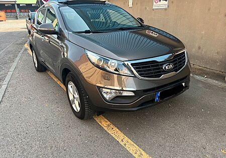 Kia Sportage 2.0 CRDi AWD 184 Platinum Edition A...