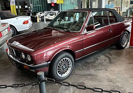 BMW 325i Cabrio, Oldtimer