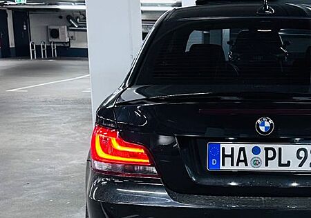 BMW 125 E82 Coupé M Paket Vollleder 3.0L