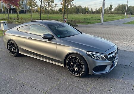 Mercedes-Benz C 300 Coupe Burmester Pano. Designo Lack