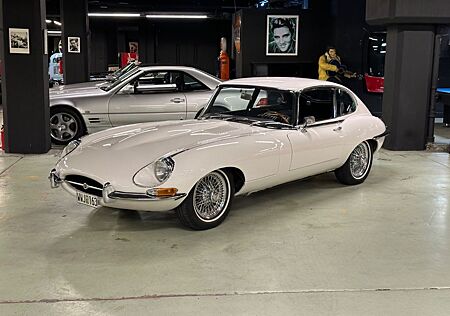 Jaguar E-Type