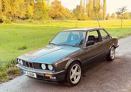 BMW 316 Coupe H-Zulassung Leder M-Fahrwerk 110tkm
