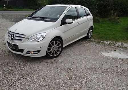 Mercedes-Benz B 200 CDI -