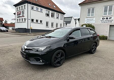 Toyota Auris Touring Sports Design Edition/1Hand/Kamera