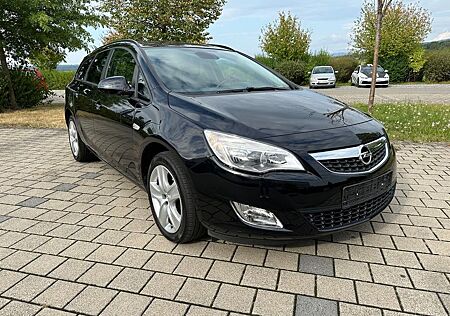 Opel Astra J Sports Tourer Design Edition