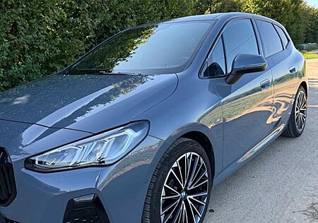 BMW 223i xDrive Active Tourer M Paket, Top gepflegt