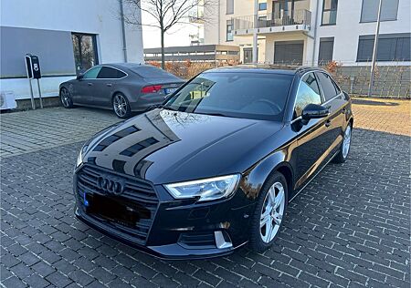Audi A3 2.0 TDI S tronic -