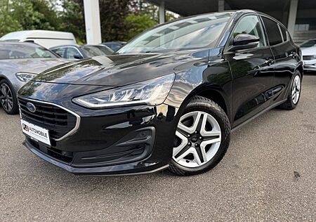 Ford Focus 1.5 EcoBlue Lim. Cool & Connect Navi LED