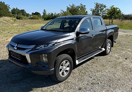 Mitsubishi L200 Automatik DoKa / 4WD / AHK