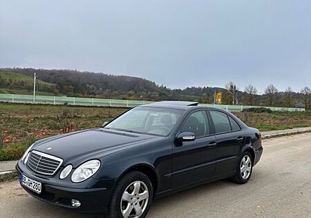 Mercedes-Benz E 240 W211 CLASSIC 6 Zylinder TÜV