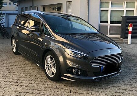 Ford S-Max 2,0 EcoBoost 176kW Titanium Automatik ...