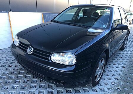 VW Golf Volkswagen 1.9TDI 81kW AHK, KLIMA