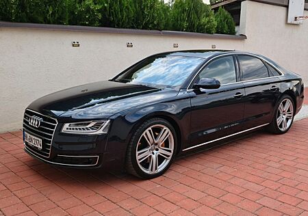 Audi A8 3.0 TDI ultra tiptronic quattro -