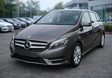 Mercedes-Benz B 220 Diesel Automatik / Ledersitze