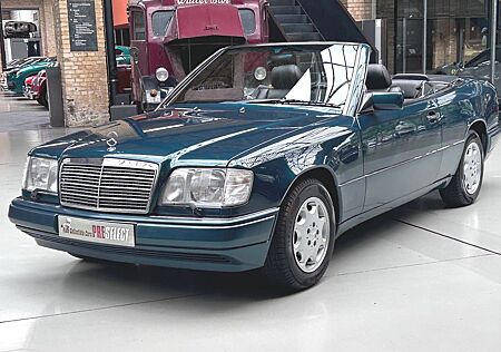 Mercedes-Benz E 200 Cabrio, Top aus 3.Hand!