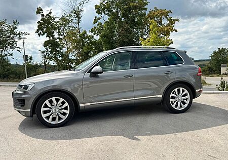VW Touareg Volkswagen 3.0 V6 TDI 8-Fach, Pano, Luft, Anhängerk