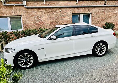 BMW 520d xDrive A Modern Line Modern Line