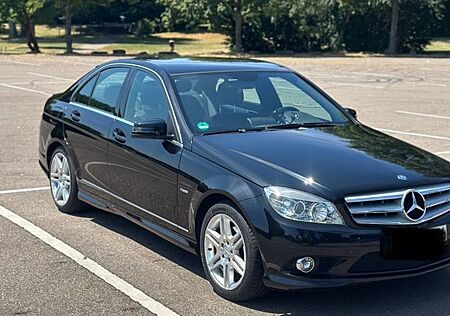 Mercedes-Benz C 180 CGI BlueEFFICIENCY ELEGANCE ELEGANCE