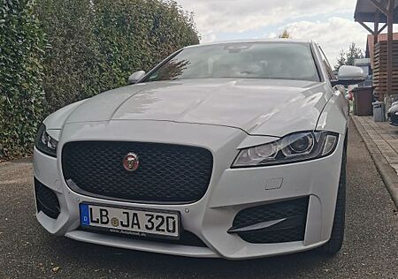 Jaguar XF 30d 300PS Prestige Automatik Prestige