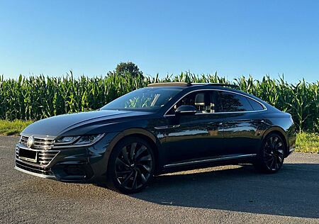 VW Arteon Volkswagen 2.0 TSI R-Line