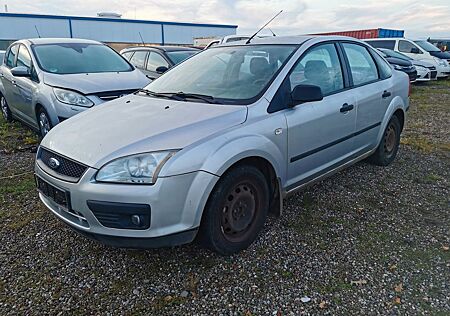Ford Focus Lim. 1,6L ,Klimaautomatik