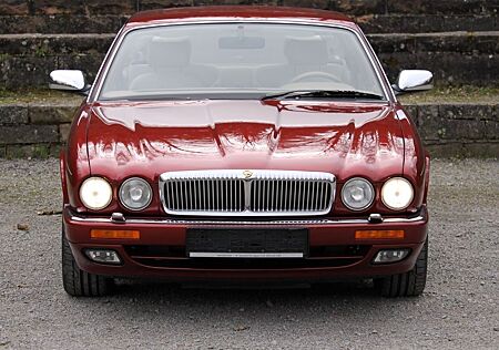 Jaguar Daimler Six mit 3 Jahren Garantie