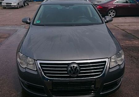 VW Passat Variant Volkswagen 2.0 TDI DPF DSG 125kW Individ...