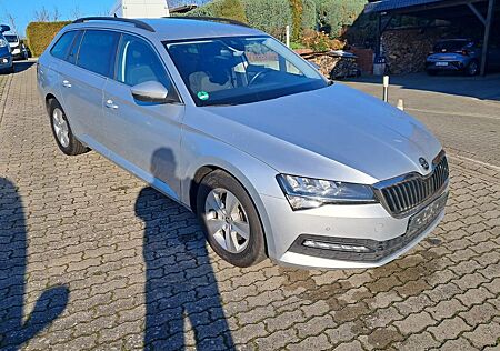 Skoda Superb 2.0 TDI,DSG,SH,LED,NAVI,Virtual,Checkheft